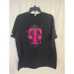 TMobile adult xl firework graphic tee
